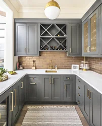 Gray classic kitchen photo in the interior