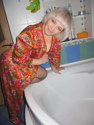 Руская мама ў ванным фота