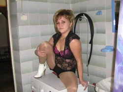 Russian Mom In The Bathroom Photo