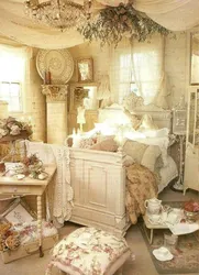 Shabby chic bedroom interior style