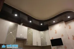 Натяжные потолки на кухню цвета фото