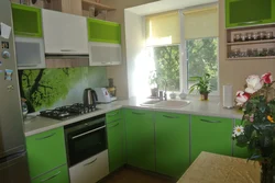 Kitchen sets for small kitchens with windows photo