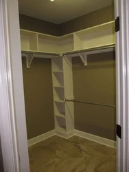 Как сделать гардеробную в комнате с натяжным потолком фото