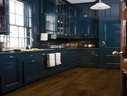 Дизайн сине коричневой кухни