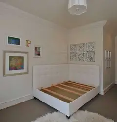 Кровать Вдоль Стены В Маленькой Спальне Дизайн
