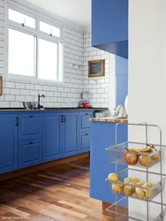Синий пол кухни фото
