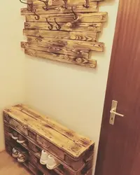 Hallway made of pallets, photos of your own