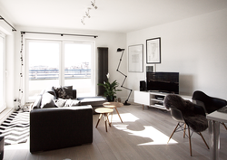 White walls in the apartment design photo