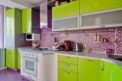 Розовый с зеленым в интерьере кухни
