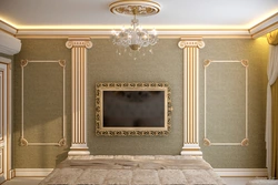 Stucco molding in the interior in the living room
