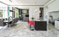 Marble in the interior of the kitchen living room