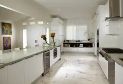 Marble in the interior of the kitchen living room