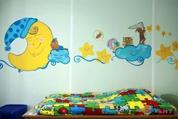 Decorating a bedroom in a kindergarten in photos