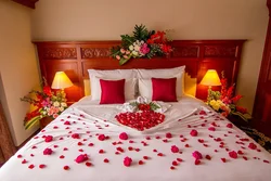 Photos of flowers in the bedroom