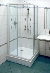Фото душевых уголков в ванной комнате с поддоном