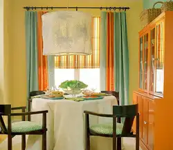 Color combination for kitchen curtains photo