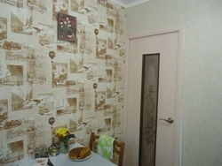 Wallpapered kitchen design
