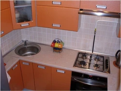 Kitchen design 5m2 with refrigerator and gas stove