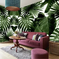 Листья пальмы в интерьере гостиной