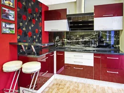 Кухня темно красная фото