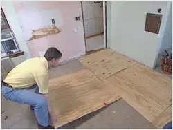 How to lay floors in an apartment photo