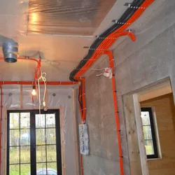 Фото электропроводки в квартире по потолку