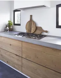 Ошхона бетон бо countertop чӯбӣ дар дохили