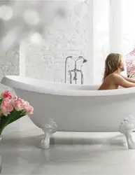 Bath on a pedestal in the interior