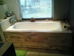 Wooden bath screen photo