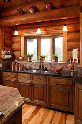 Дизайн кухни в деревянном доме из бревна