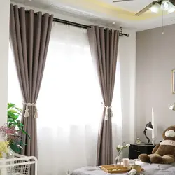 Дизайн штор в гостиную с балконной