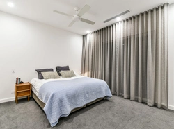 Photo of suspended ceilings in the bedroom with cornice