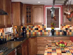 Apron and floor in the kitchen with one tile photo