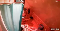 Скрывают камеру в ванной фото
