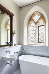 Дизайн ванны в стиле замка