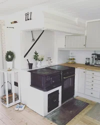 Small kitchen design with oven