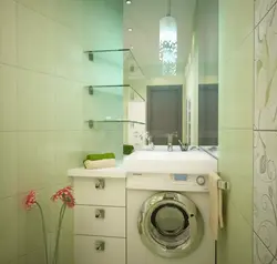 Ванна, кір жуғыш машина және раковина бар ванна бөлмесінің дизайны