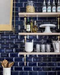 Синяя плитка кухня фото