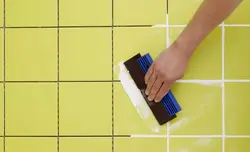 Bathroom tile grout design