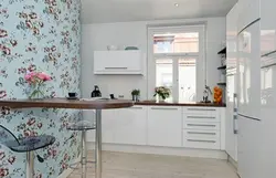 Accent wallpaper in the kitchen interior