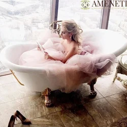 Photo in the bath with clothes on