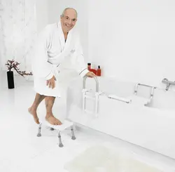 Низкие ванны для пожилых людей фото