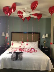 Ball bedroom photo