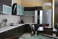 Серо коричневый цвет в интерьере кухни