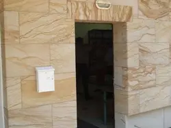Flexible stone in the interior of the hallway