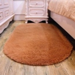 Oval rugs in the bedroom photo