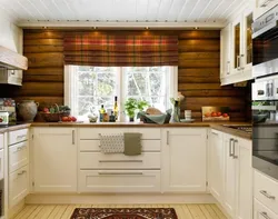 Дизайн кухни с деревянными окнами