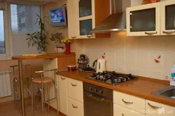 Плита коричневая в интерьере кухни