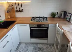 Kitchen Design With White Gas Stove