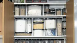 Организация хранения на кухне в шкафах фото